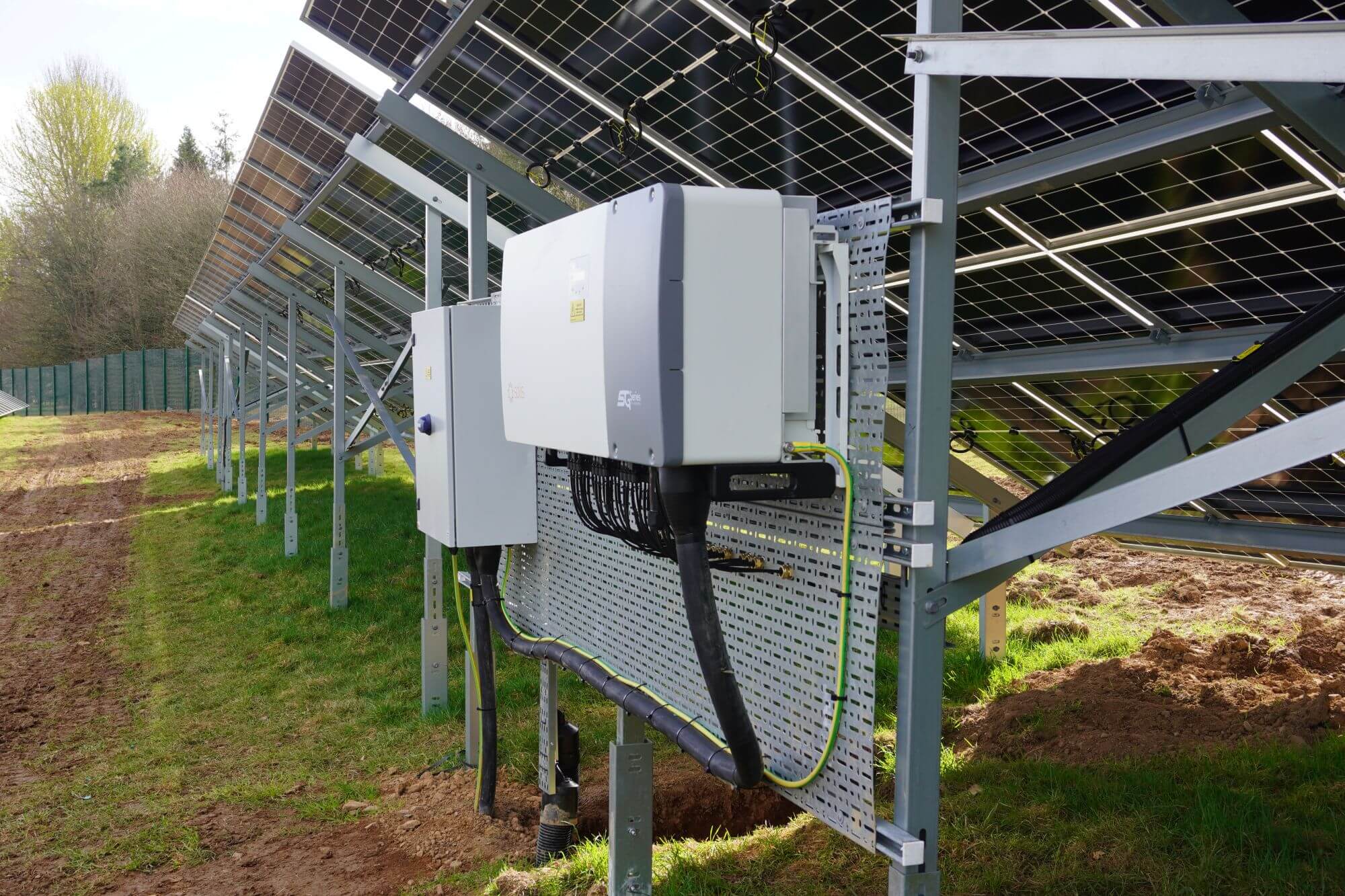 solar-inverter-ground-mounted-system